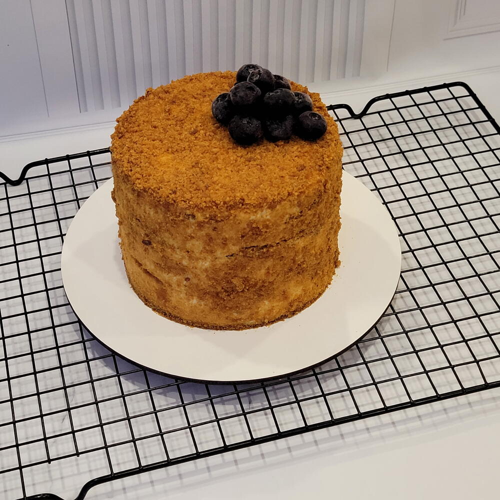 Бенто торт медовик