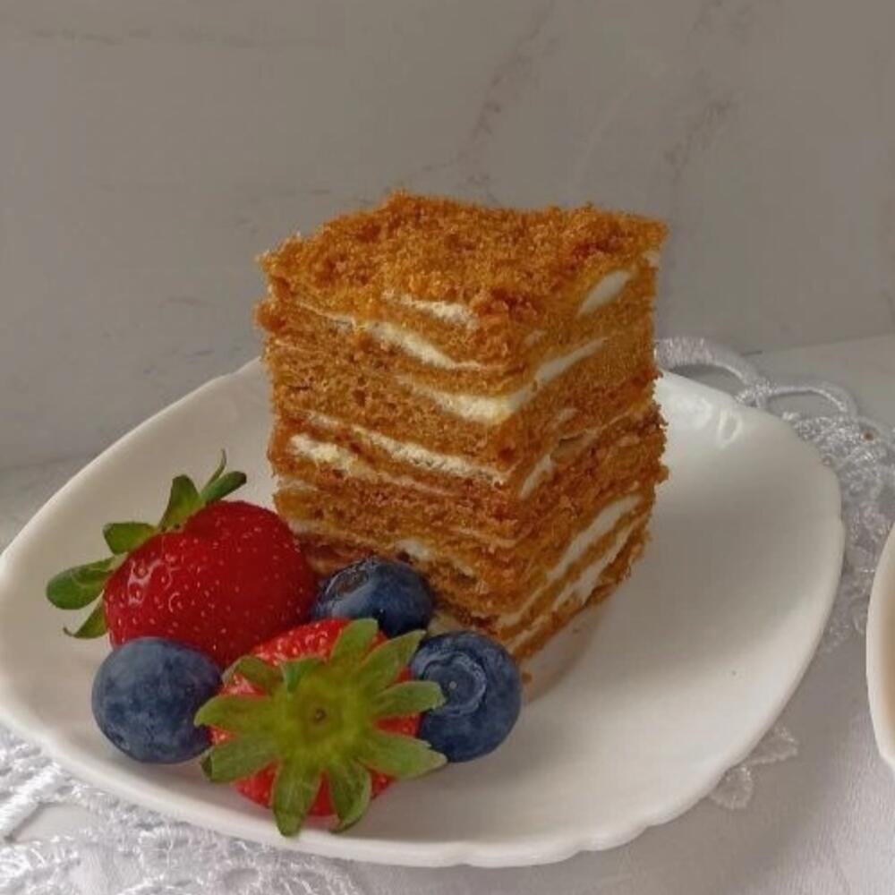 Бенто -торт "Медовик"классический