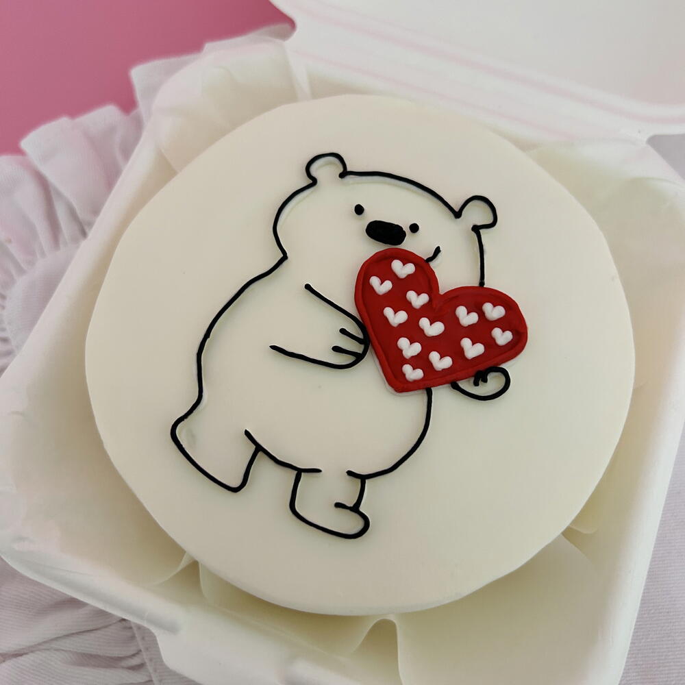 Бенто торт «Медведь с сердечком»