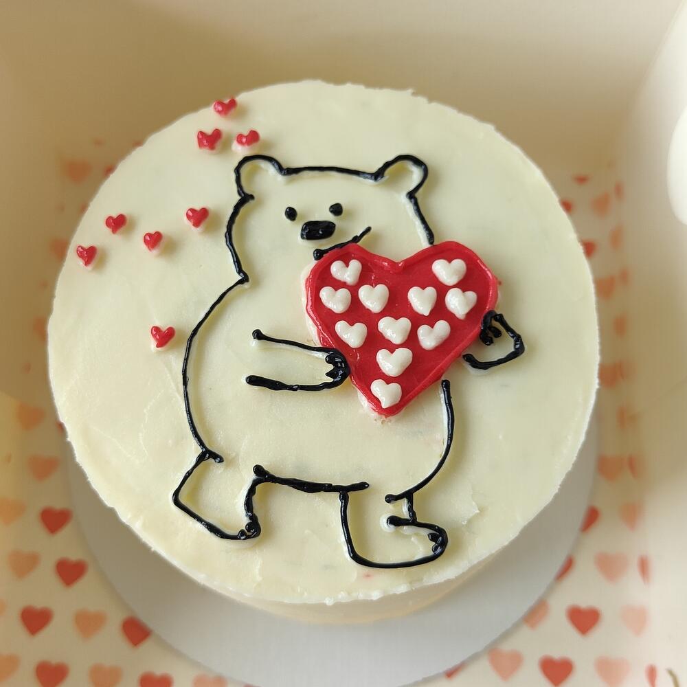 Бенто торт "Медведь с сердечком" на 14 февраля