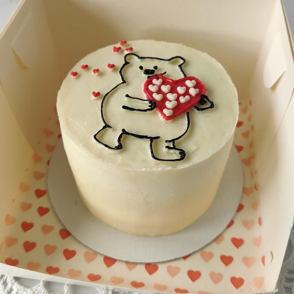 Бенто торт "Медведь с сердечком" на 14 февраля