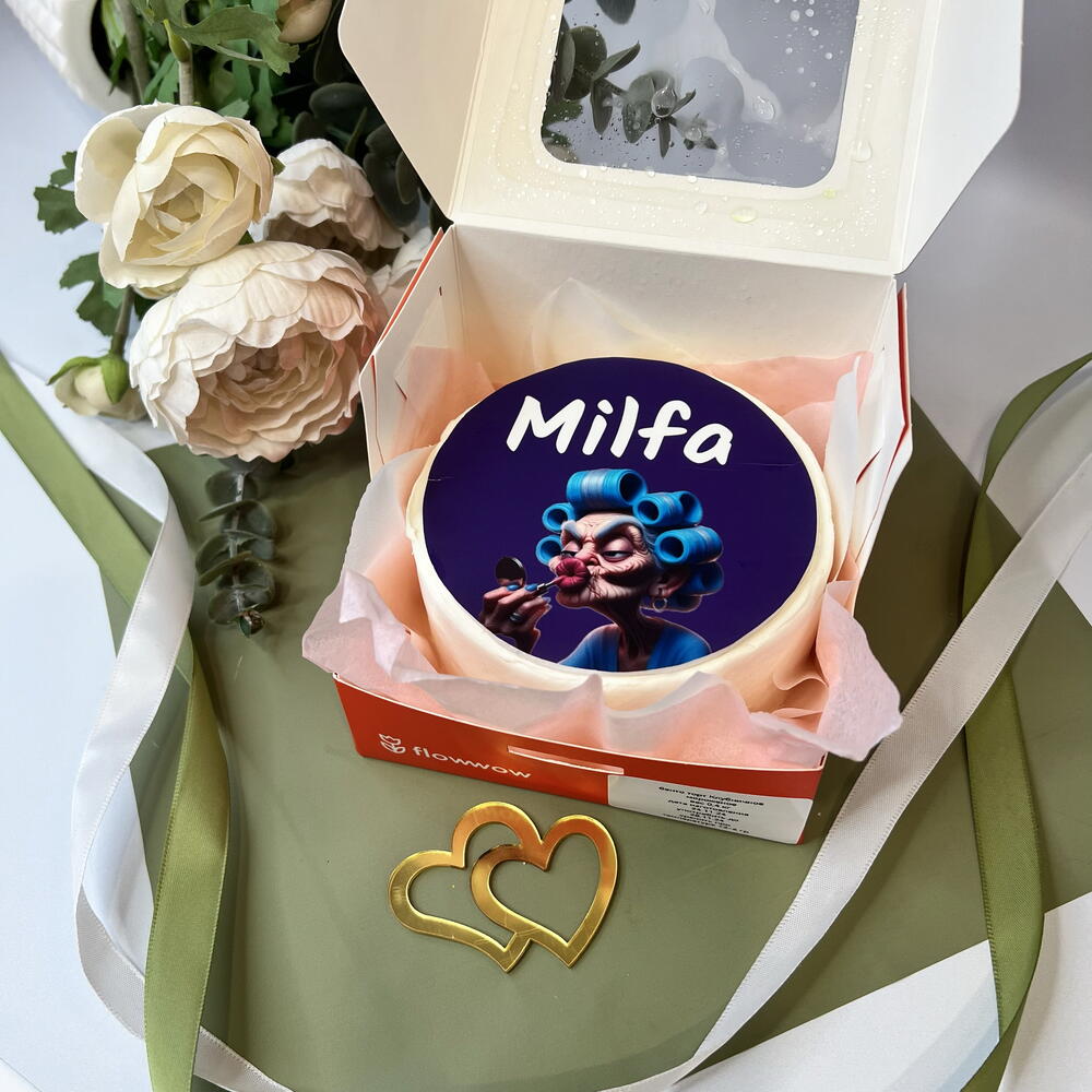 Бенто торт Milfa веселый праздник подруге девушке клубничное мороженое