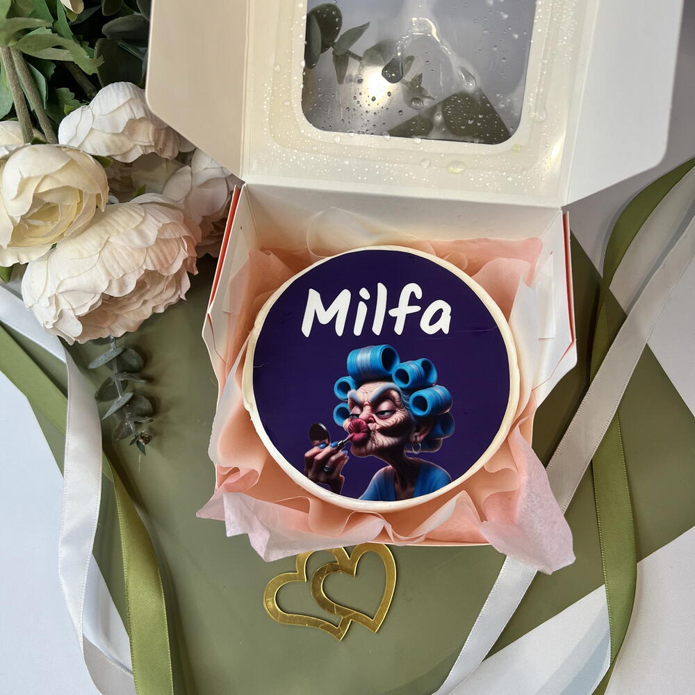 Бенто торт Milfa веселый праздник подруге девушке клубничное мороженое