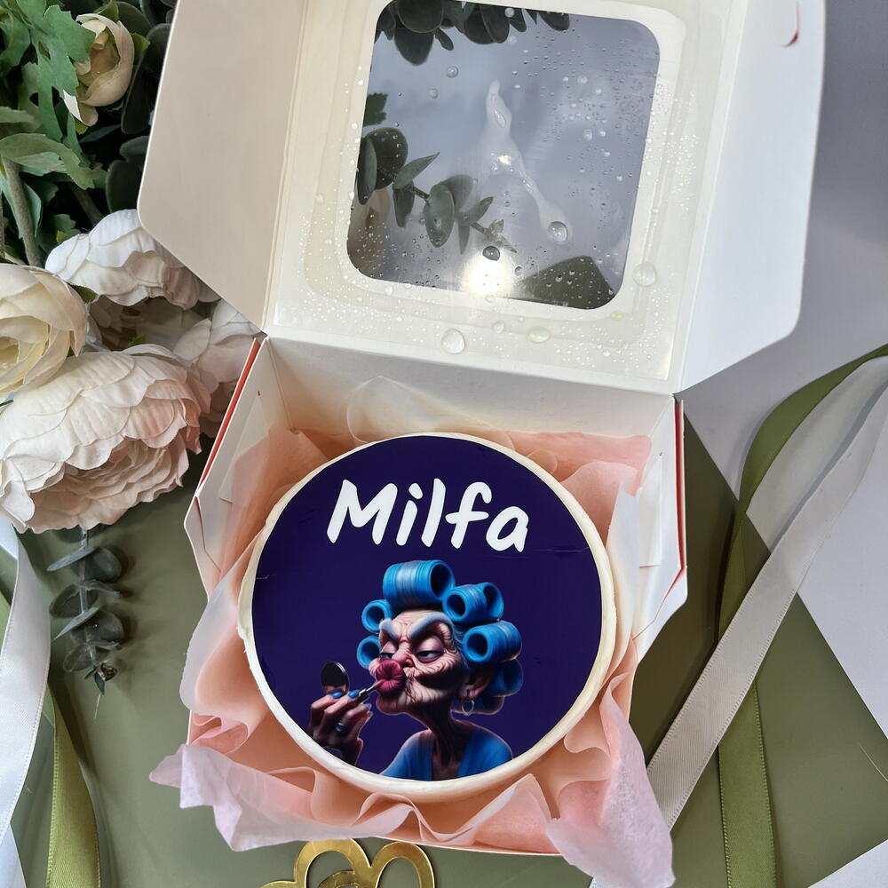 Бенто торт Milfa веселый праздник подруге девушке клубничное мороженое