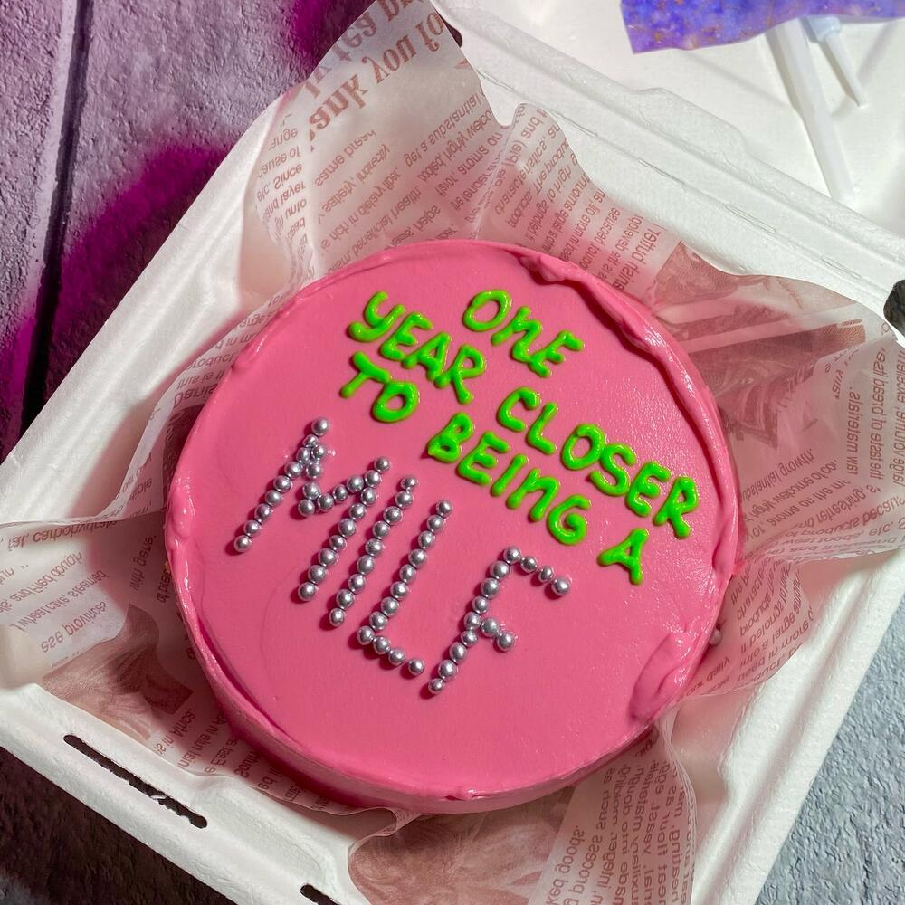 Бенто торт «Милфе» для подруги😅