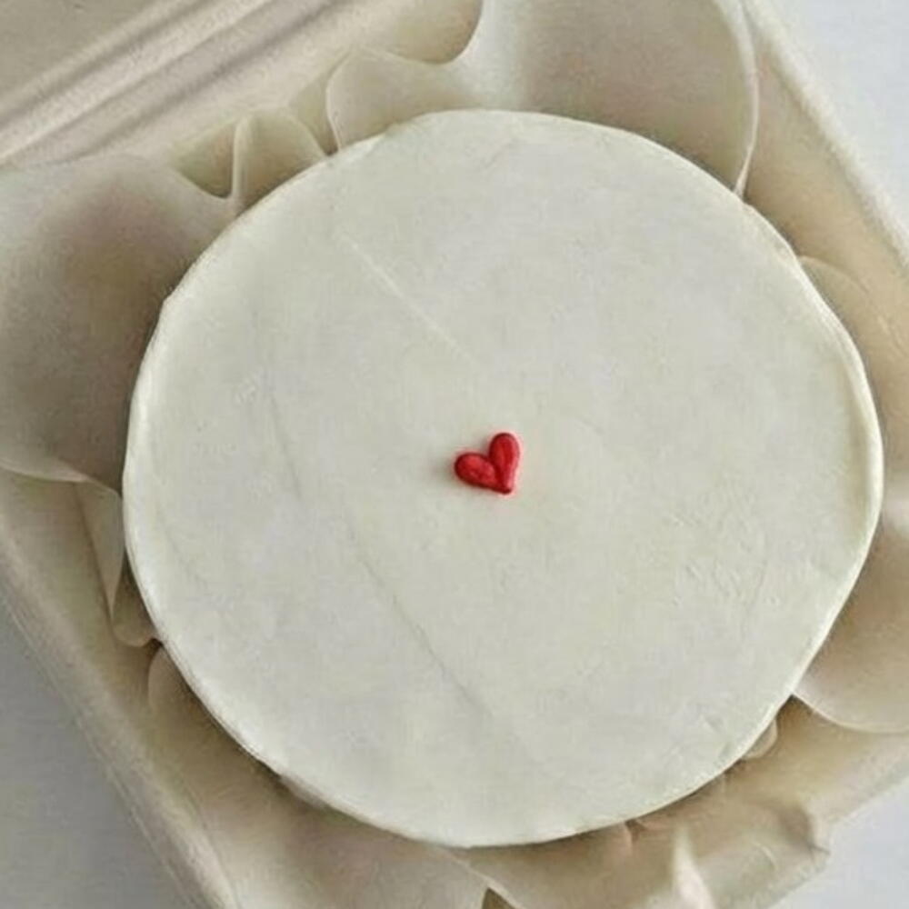 Бенто торт минимализм сердечко люблю 14 февраля денб влюблённых мужу жене парню девушке