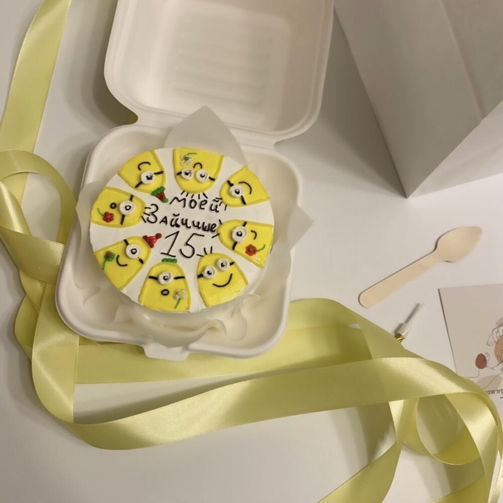 Бенто-торт Миньоны