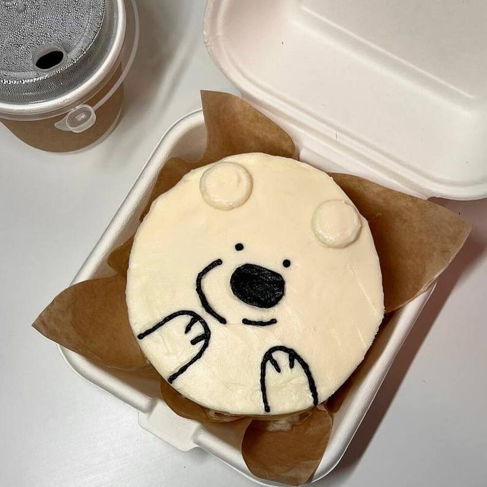 Бенто торт "Мишка на севере"