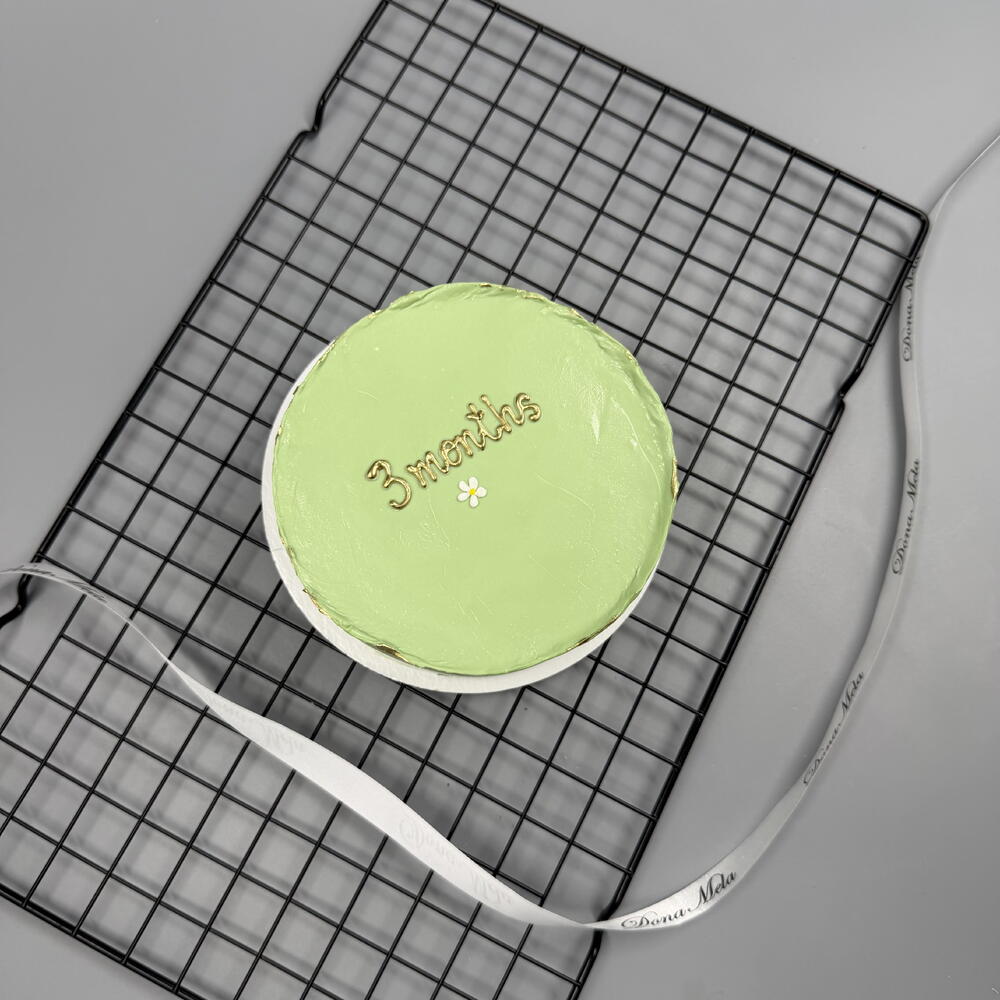 Бенто торт months ромашка минимализм