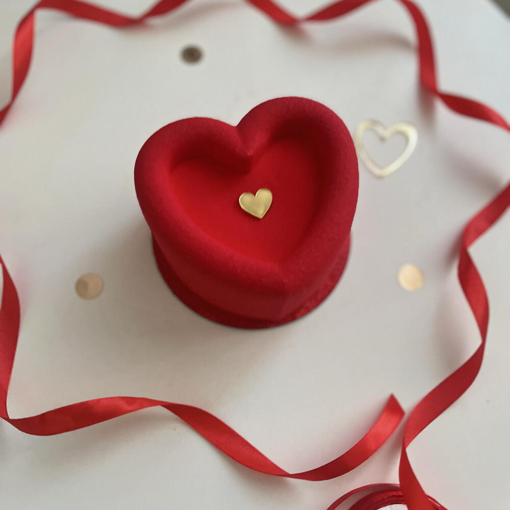 Бенто торт муссовый красное сердечко для мамы