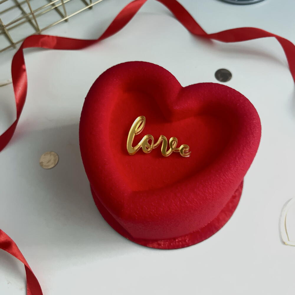 Бенто торт муссовый красное сердечко love