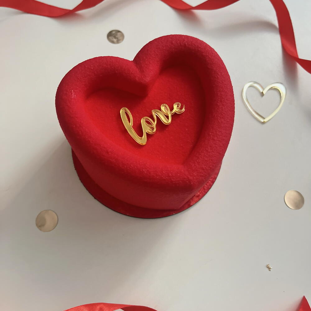 Бенто торт муссовый красное сердечко love