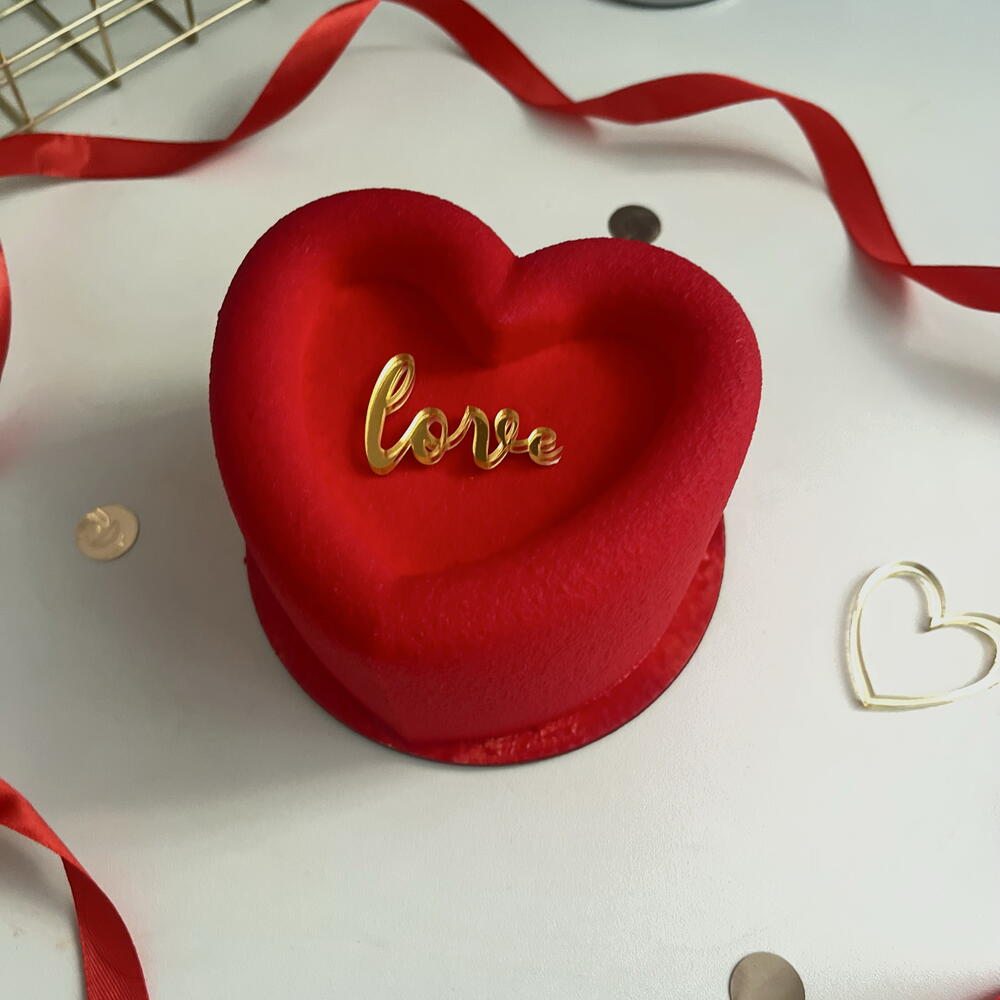 Бенто торт муссовый красное сердечко love