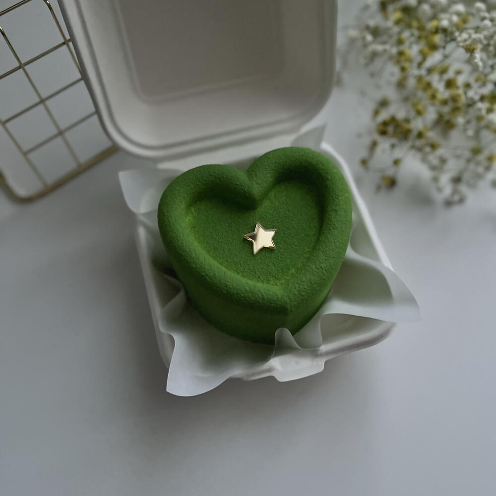 Бенто торт муссовый сердце со звездочкой на 23 февраля