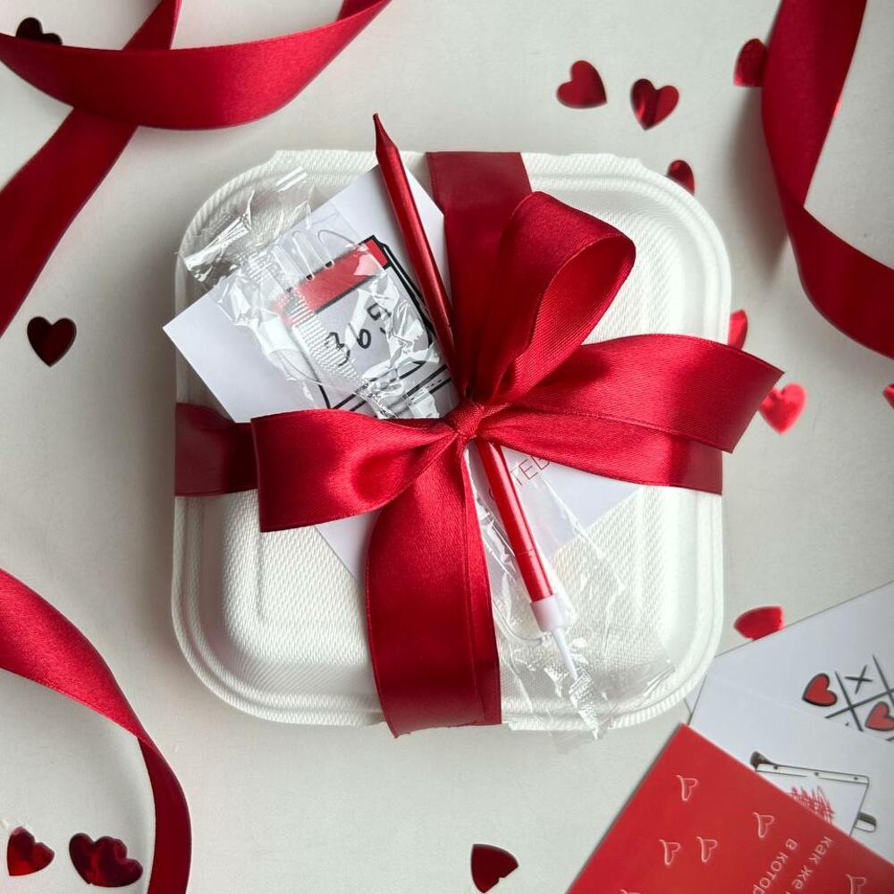 Бенто торт на 14 февраля "Cердечки"