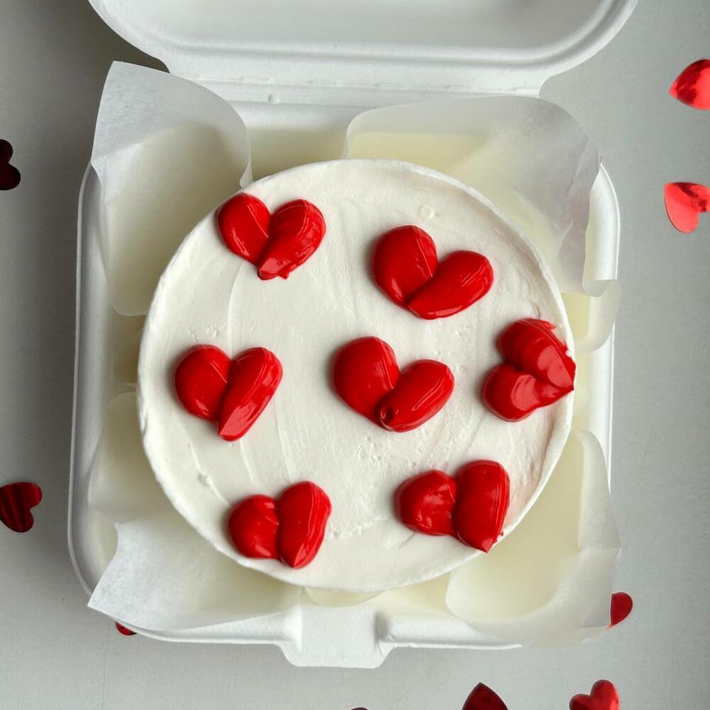 Бенто торт на 14 февраля "Cердечки"