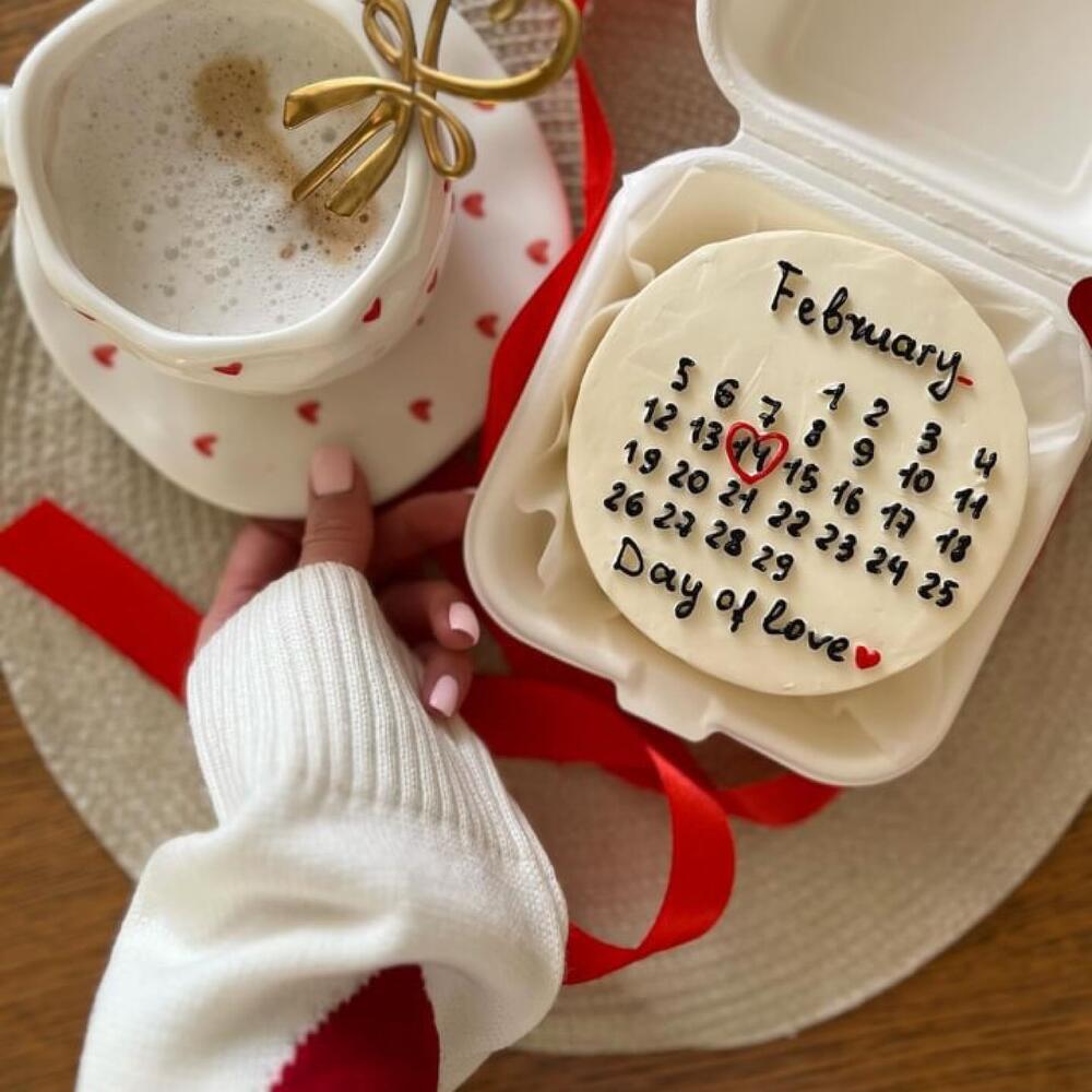 Бенто-торт на 14 февраля для парня/девушки «календарь»