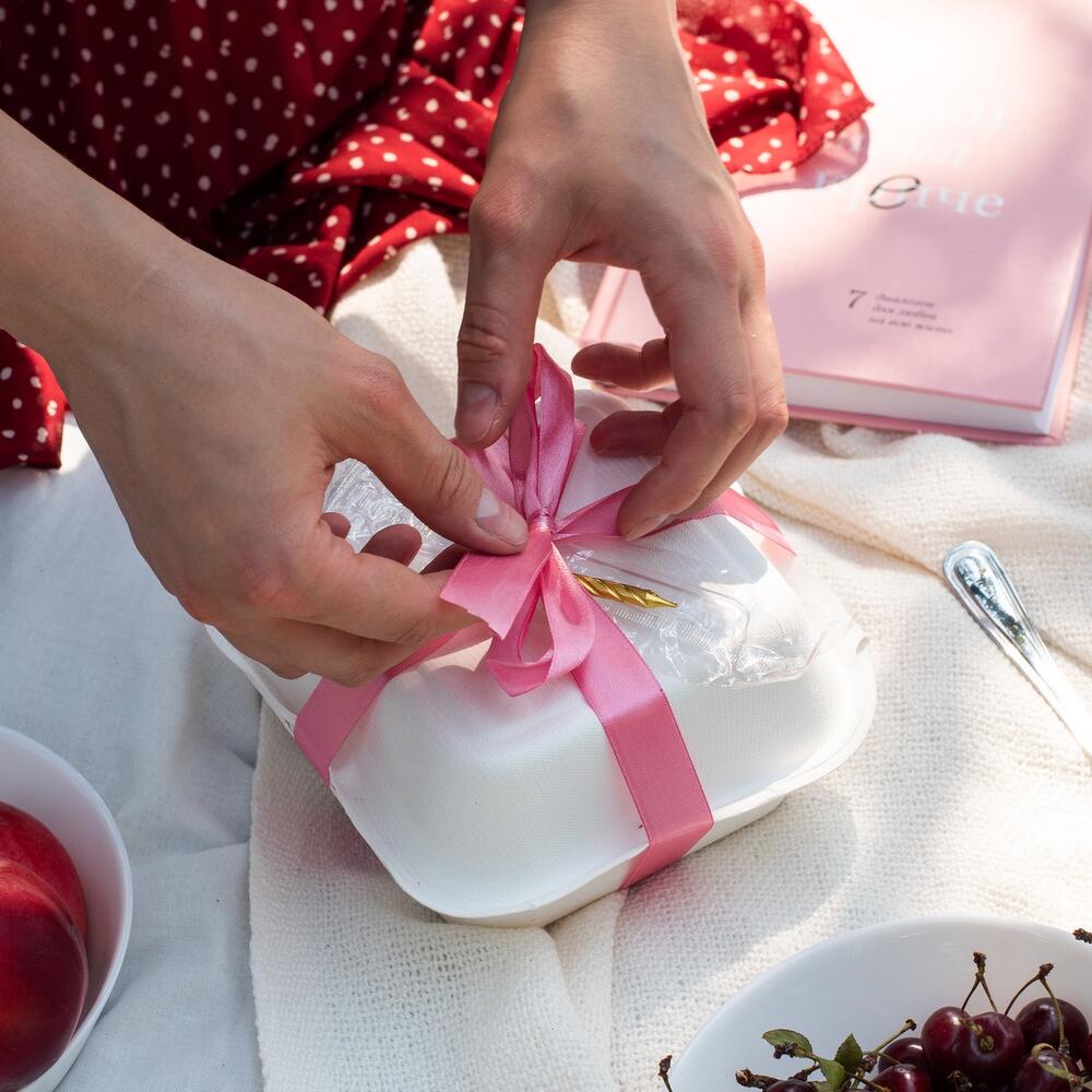 Бенто-торт на 14 февраля «I love you»