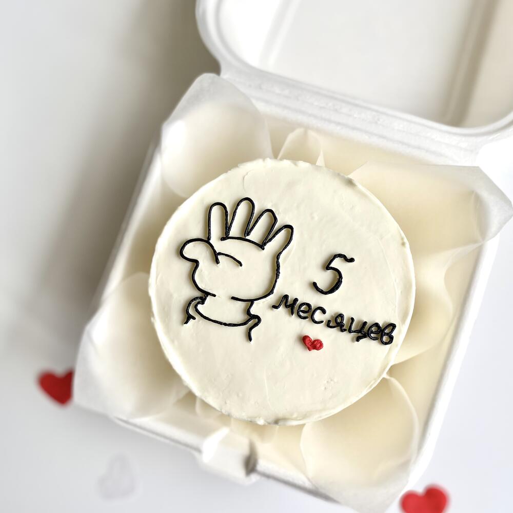 Бенто-торт на 5 месяцев малыша «С детской ручкой»