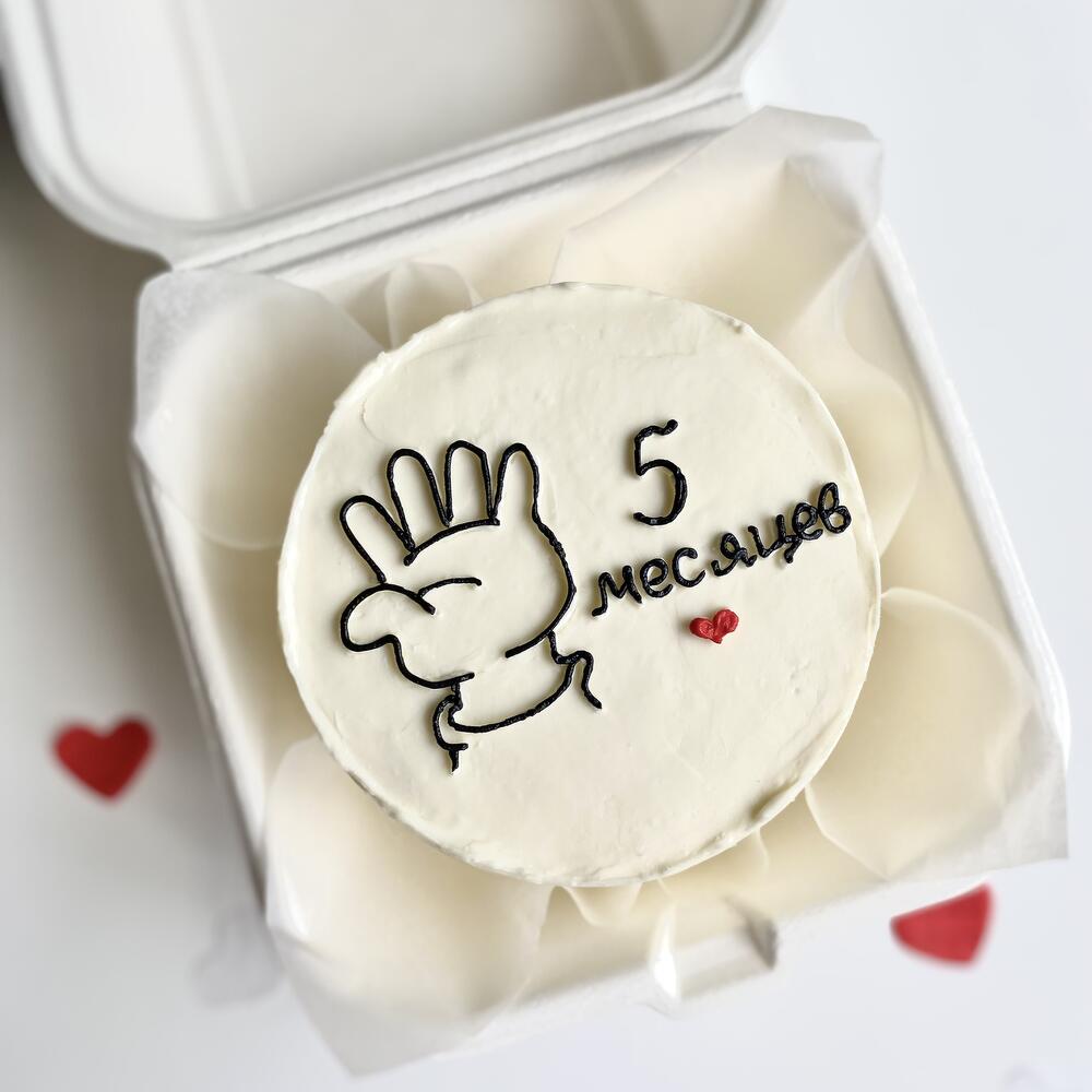 Бенто-торт на 5 месяцев малыша «С детской ручкой»