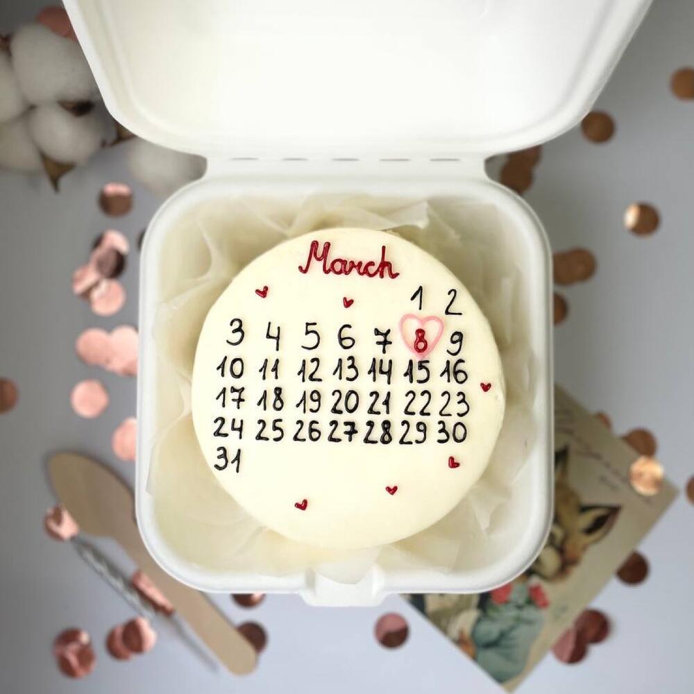 Бенто торт на 8 марта «Календарь»
