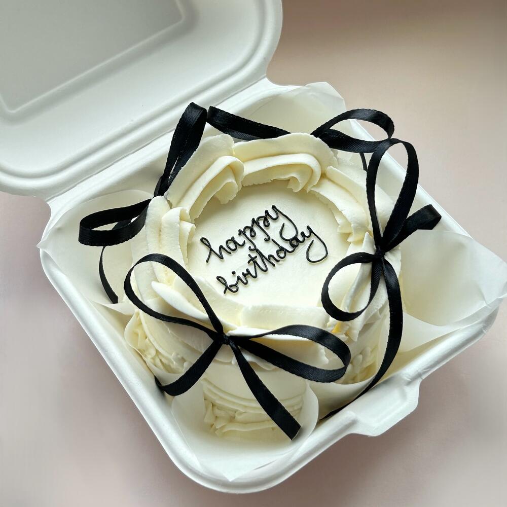 Бенто торт на день рождения «Happy Birthday»