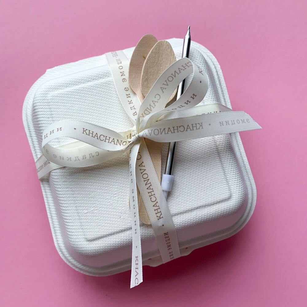 Бенто торт на день рождения «happy birthday to you» девушке, подруге, коллеге