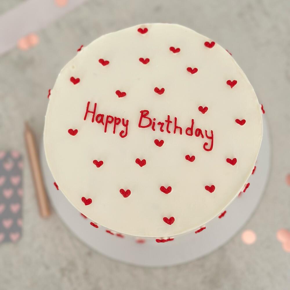 Бенто торт на день рождения с сердечками