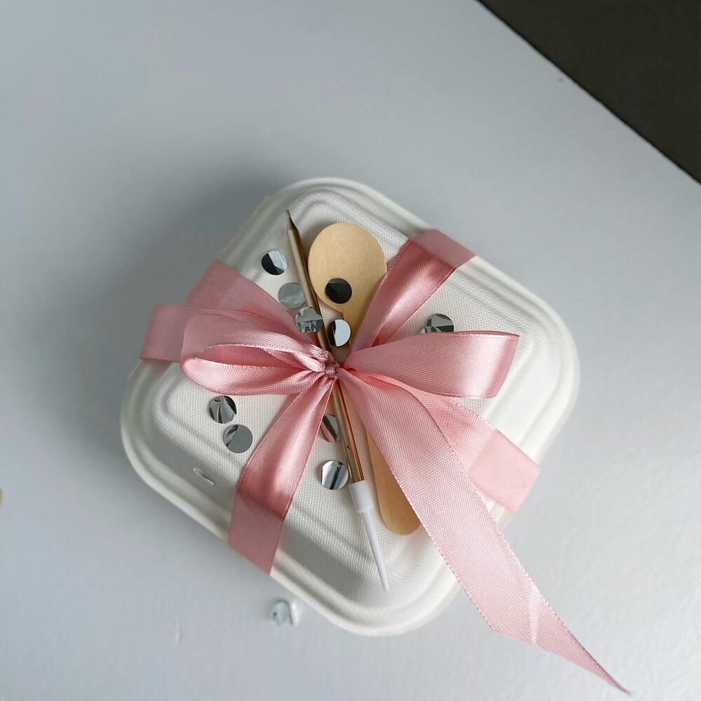 Бенто торт Подарок маме