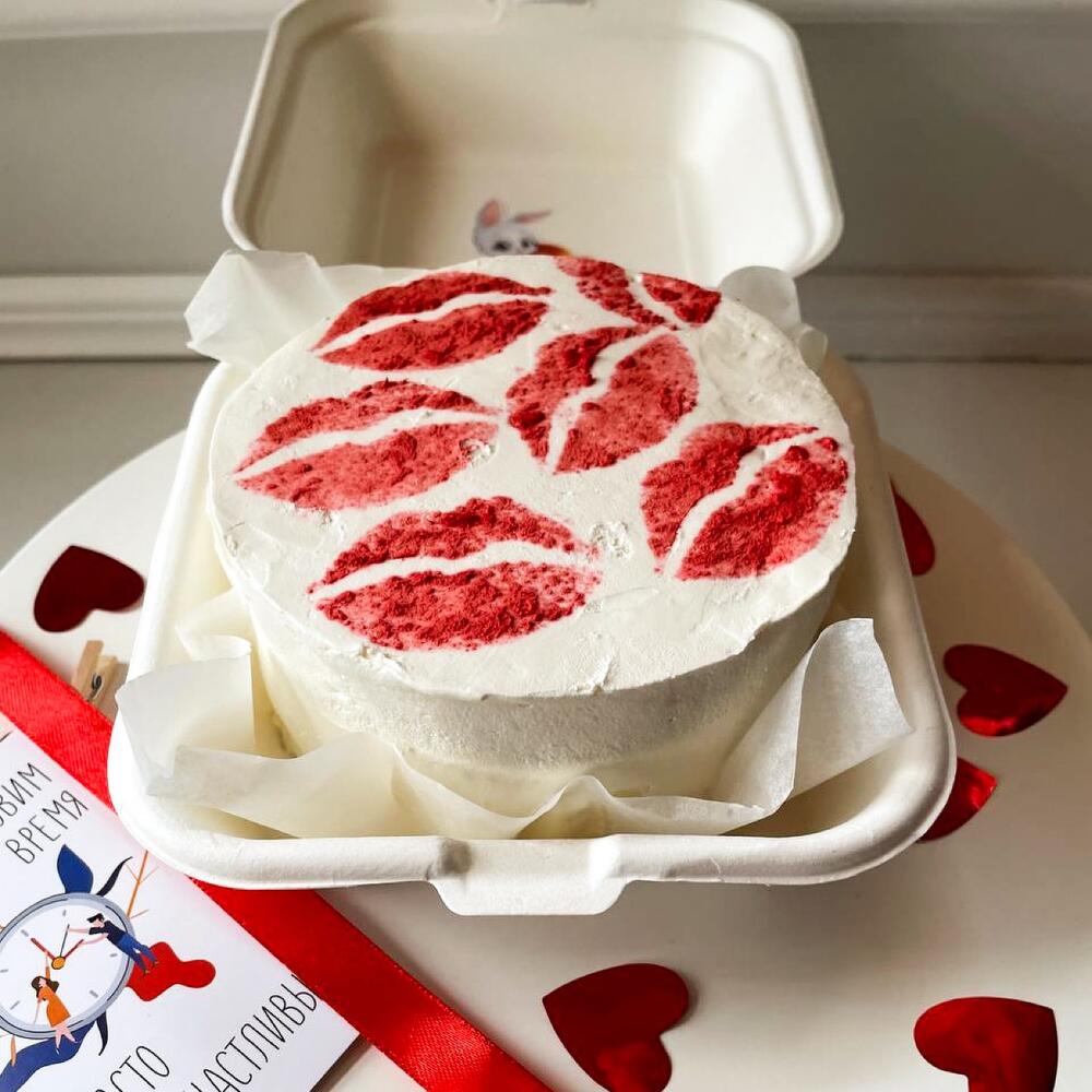 Бенто торт поцелуй