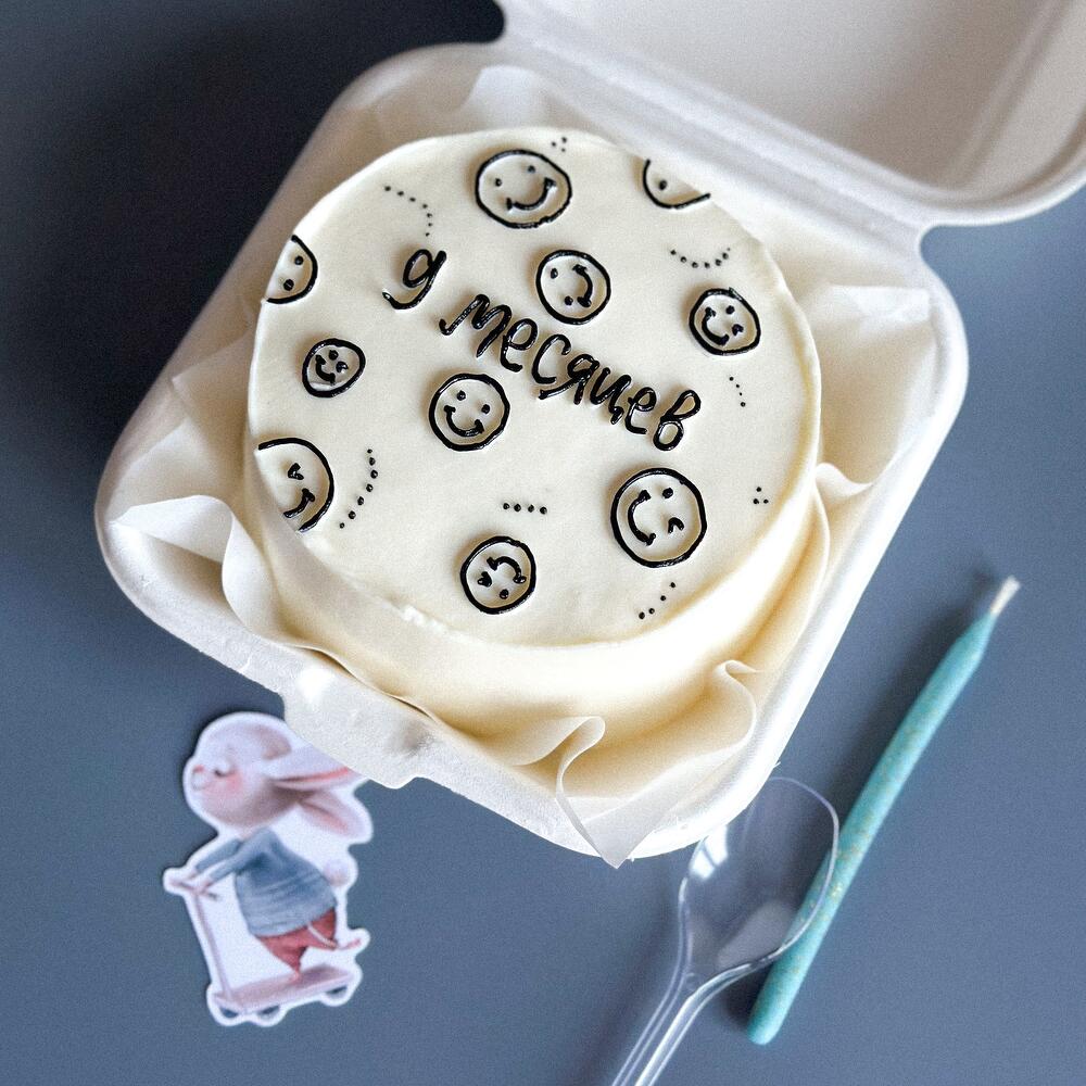 Бенто торт ребенку по месяцам на 9 месяцев смайлик