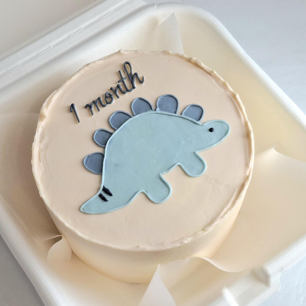 Бенто торт с динозавром ребёнку, малышу на день рождения