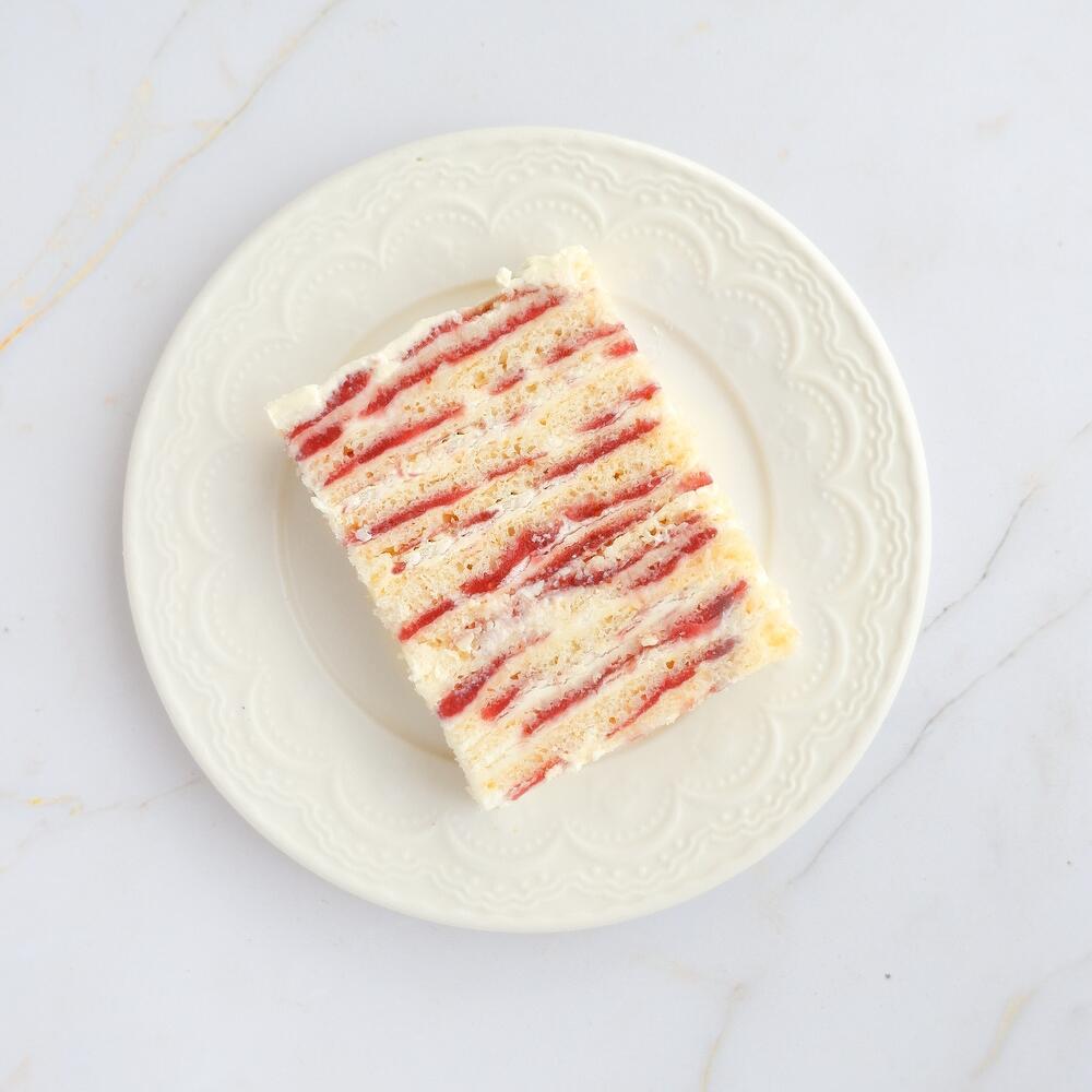 Бенто-торт «С Днем Рождения!» из фермерских продуктов