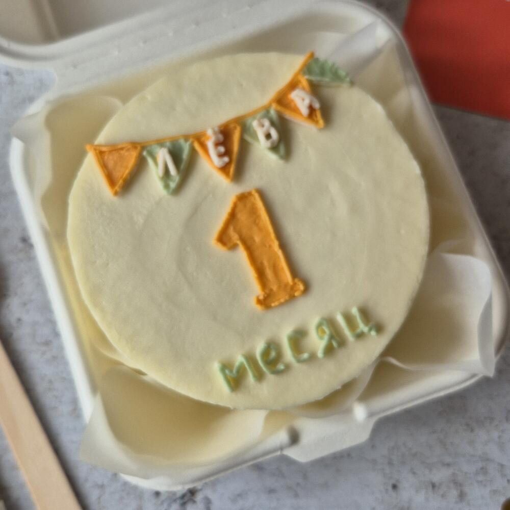 Бенто торт "с флажками" в подарок на день рождения ребенка