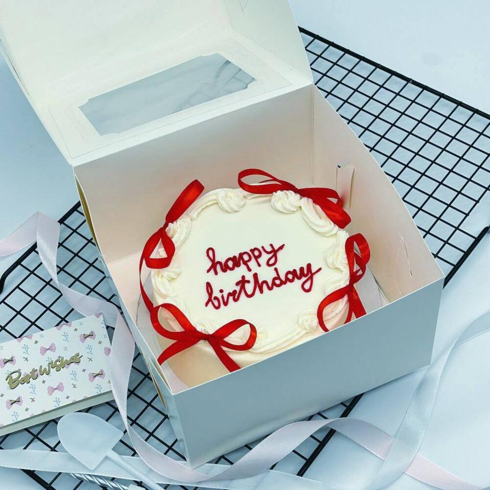 Бенто торт с красными бантиками на День рождения