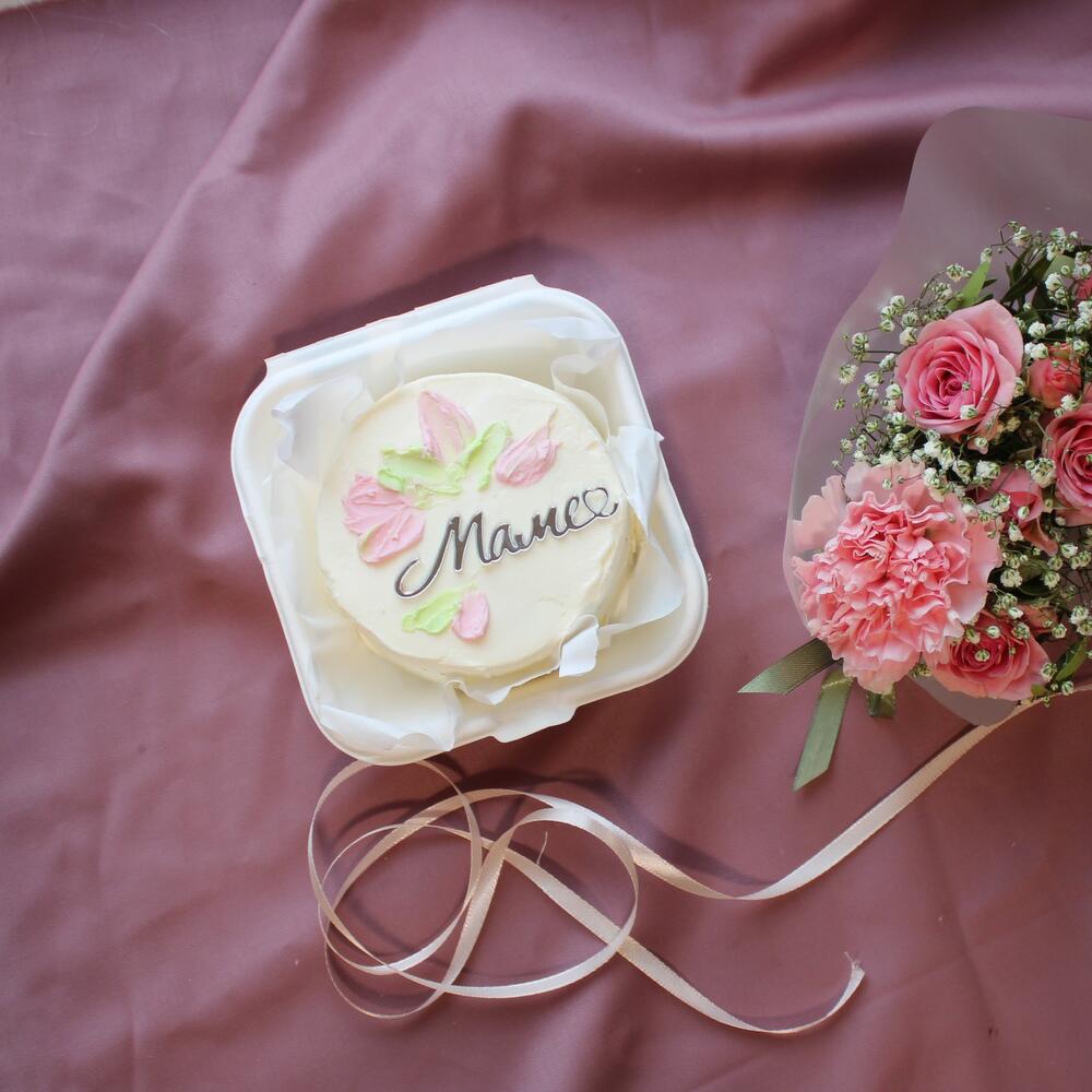 Бенто-торт с надписью маме