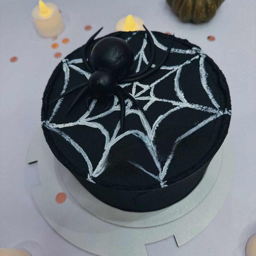 Бенто-торт с пауком