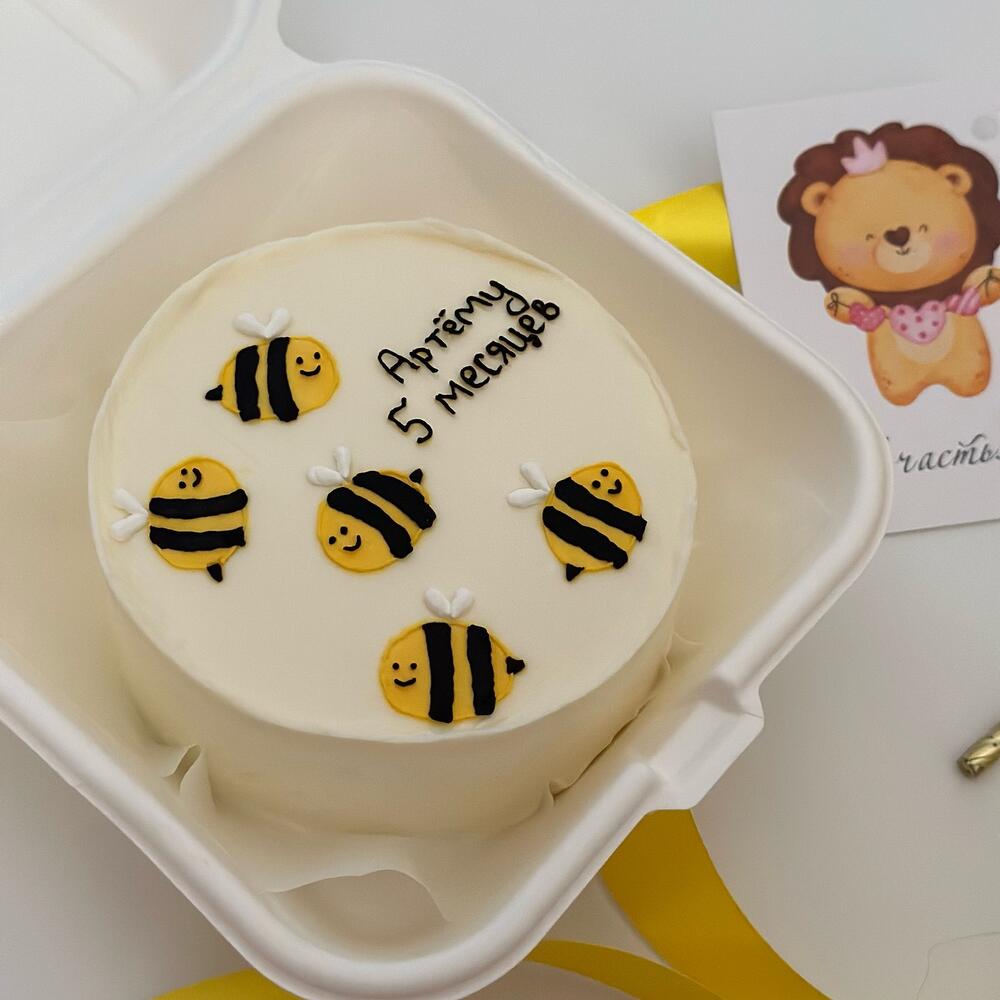 Бенто торт с пчелами малышу на каждый месяц