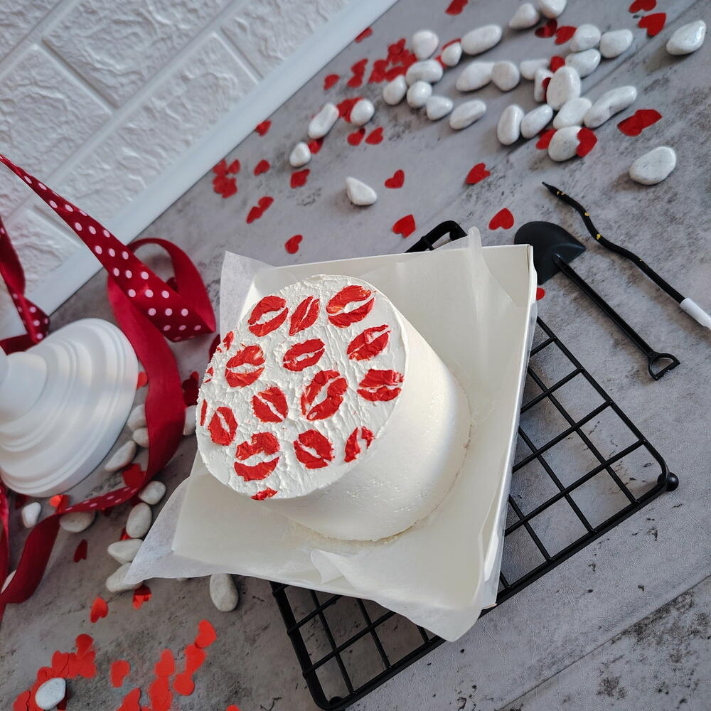 Бенто-торт с поцелуями для Ваших любимых