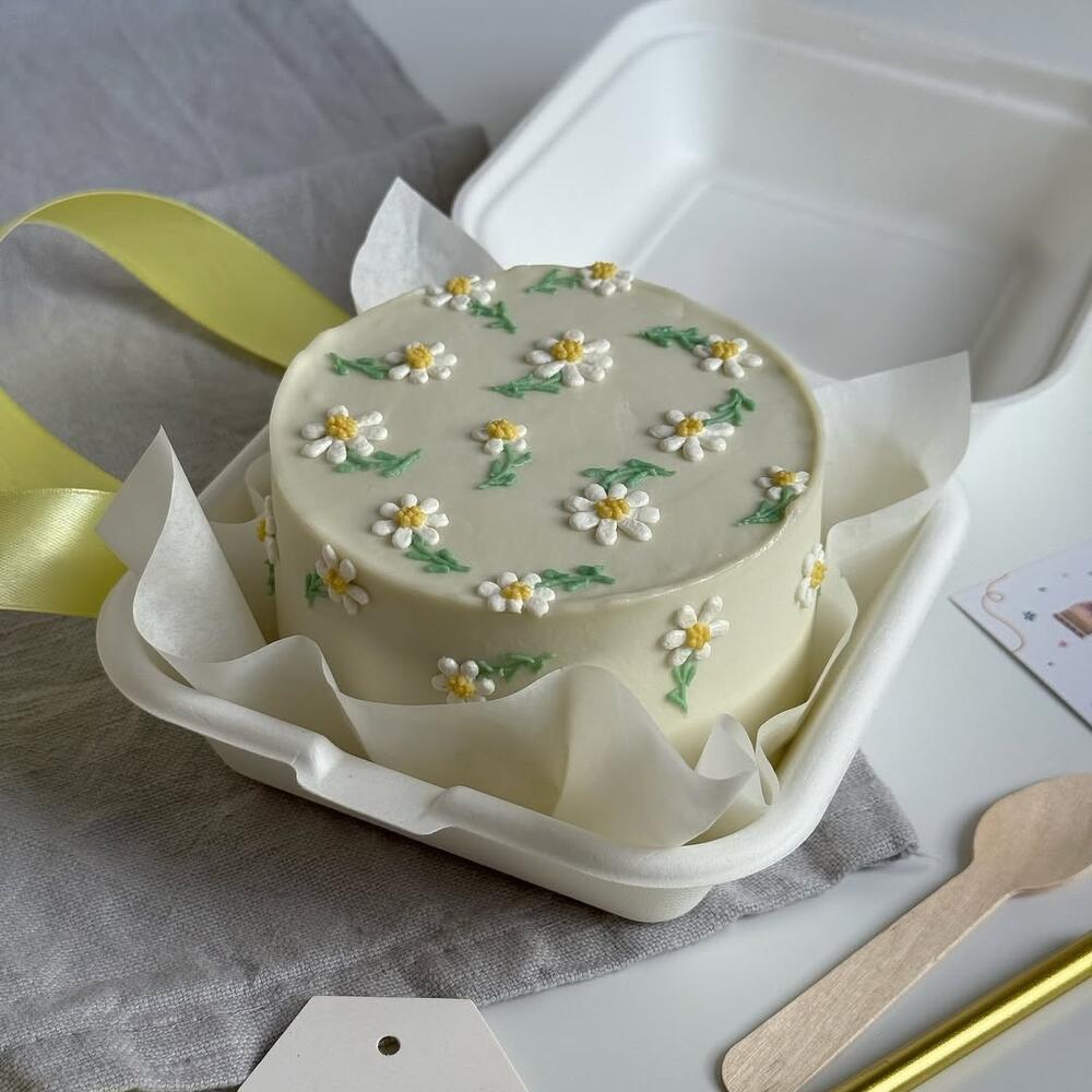 Бенто торт с ромашками в подарок девушке, жене, подруге,сестре