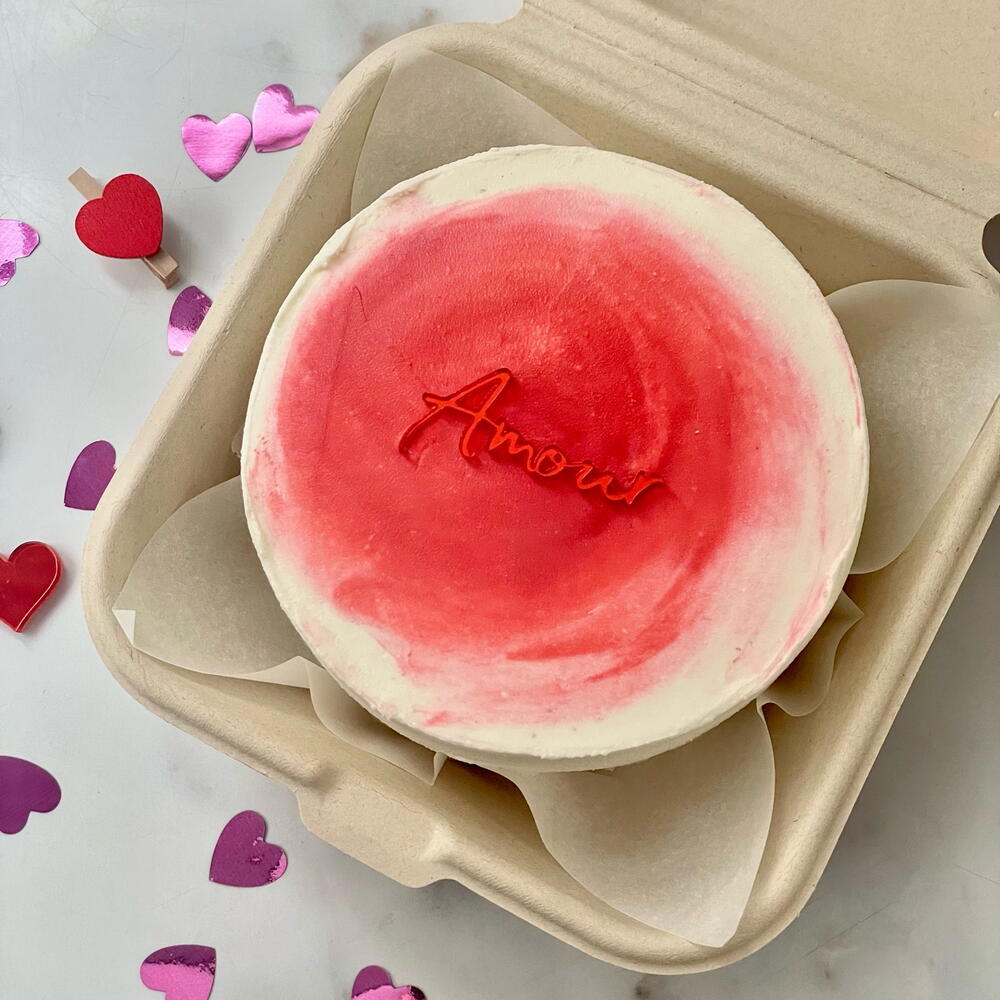 Бенто-торт с топпером "amour" для девушки , парня , жены , мужа