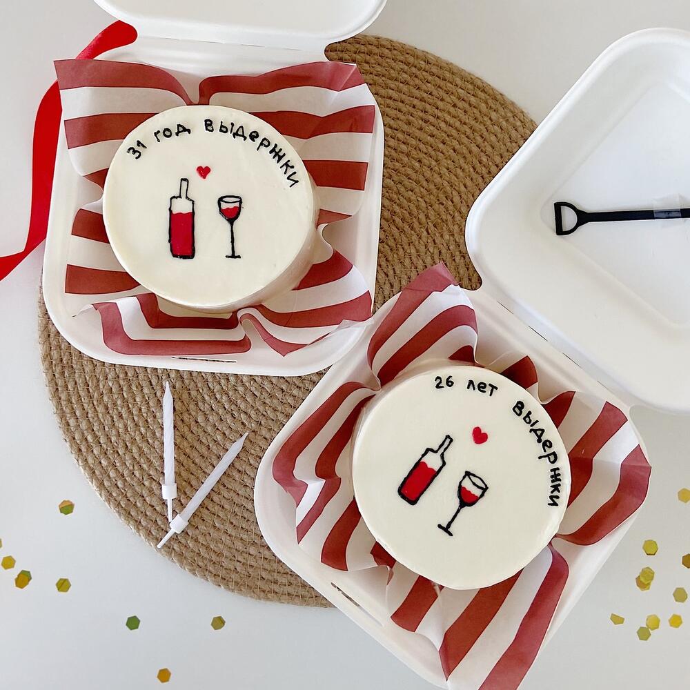 Бенто торт с вином