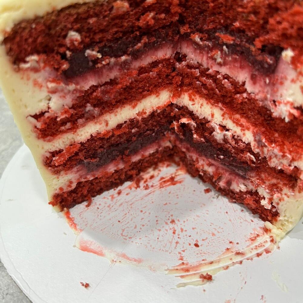 Бенто торт с золотой надписью