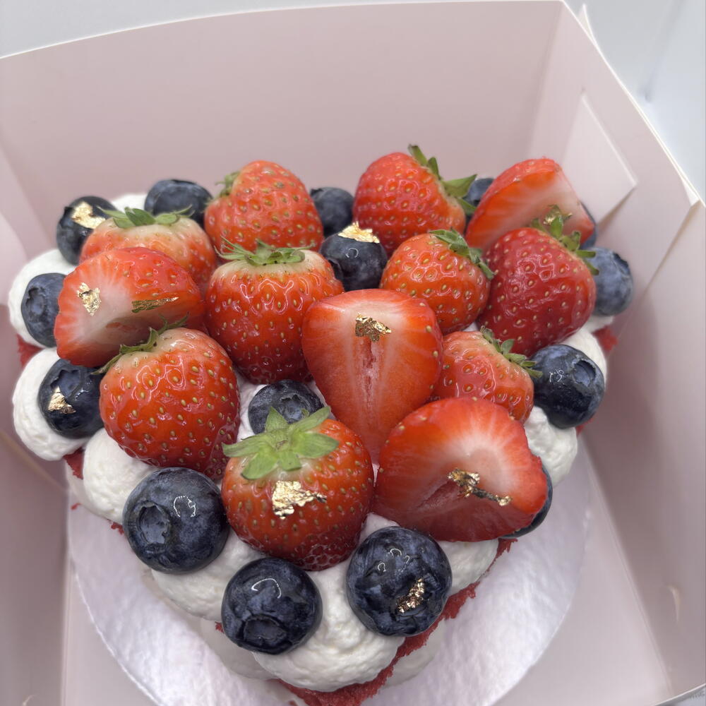 Бенто торт сердце красный бархат