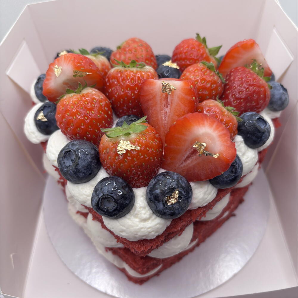 Бенто торт сердце красный бархат