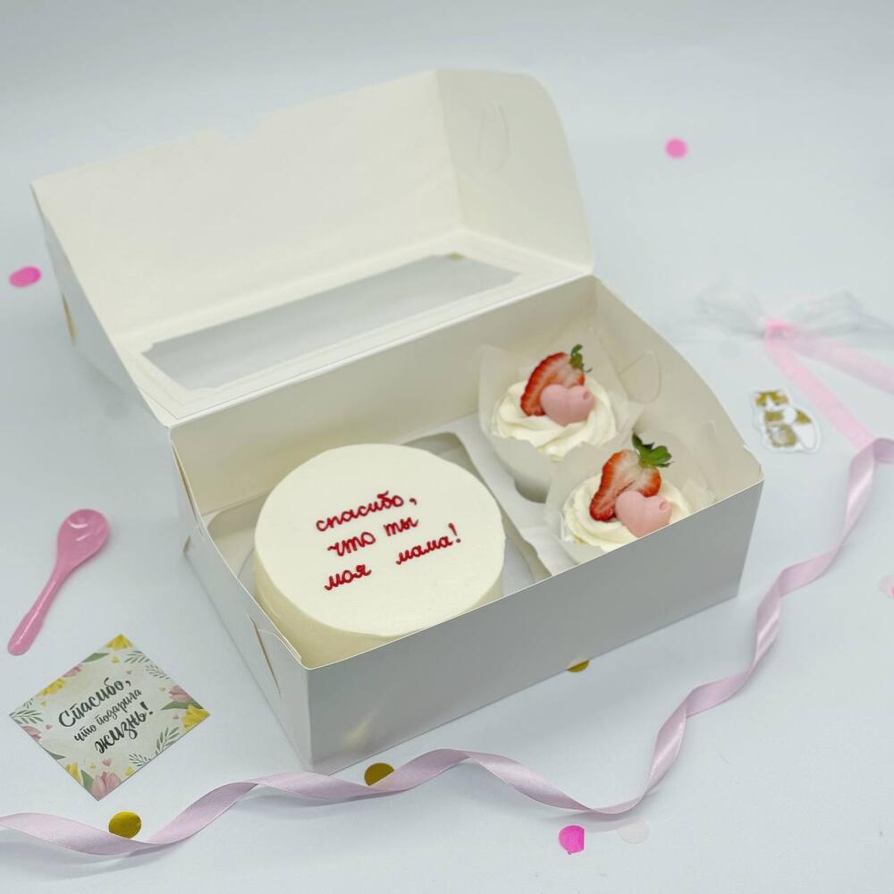 Бенто торт «Спасибо, что ты моя мама» и капкейки с сердечками маме на День Матери