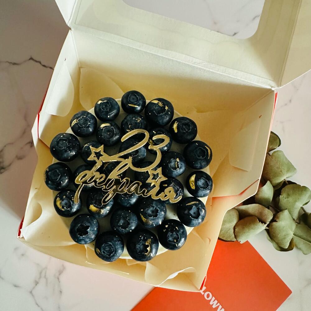 Бенто торт в подарок для любимых , золотой топер меняется