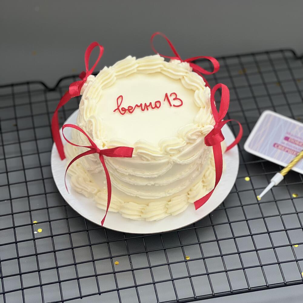 Бенто -торт в стиле ламбет с надписью