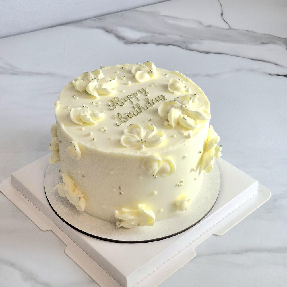 Бенто торт XL с цветами на день рождения "Happy birthday "