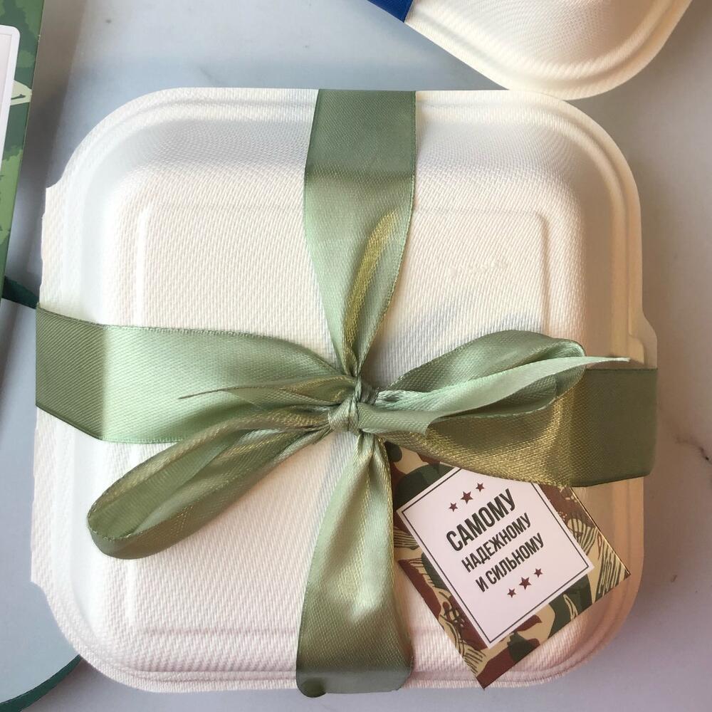 Бенто-торт защитнику